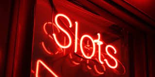 Pengguna menikmati Live Casino dengan perangkat mobile berlayar nyaman